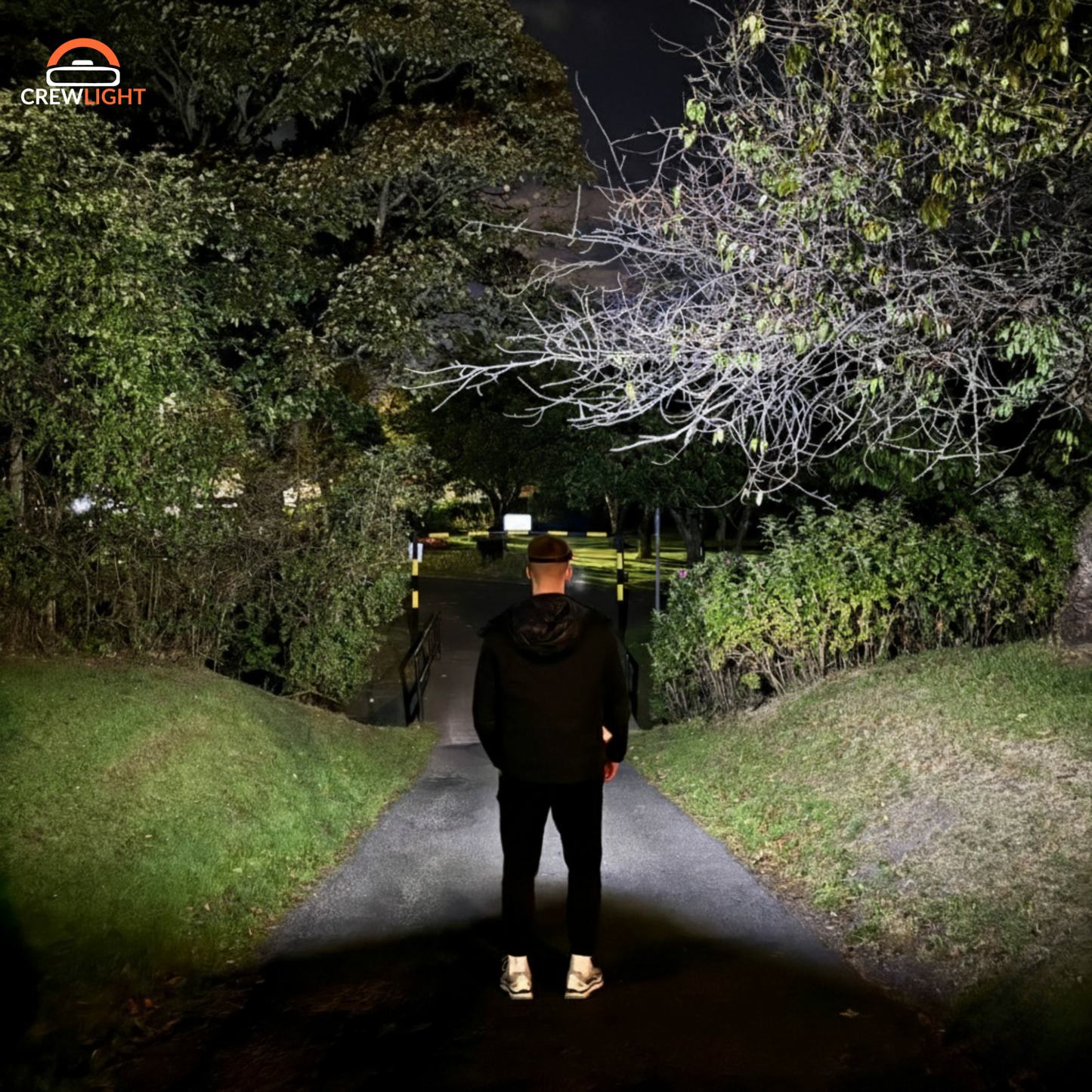 CrewLight™ See your entire workspace, Both hands free